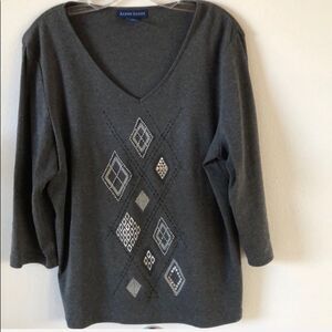 Karen Scott silver beaded embellishments V-neck cotton Tee size large